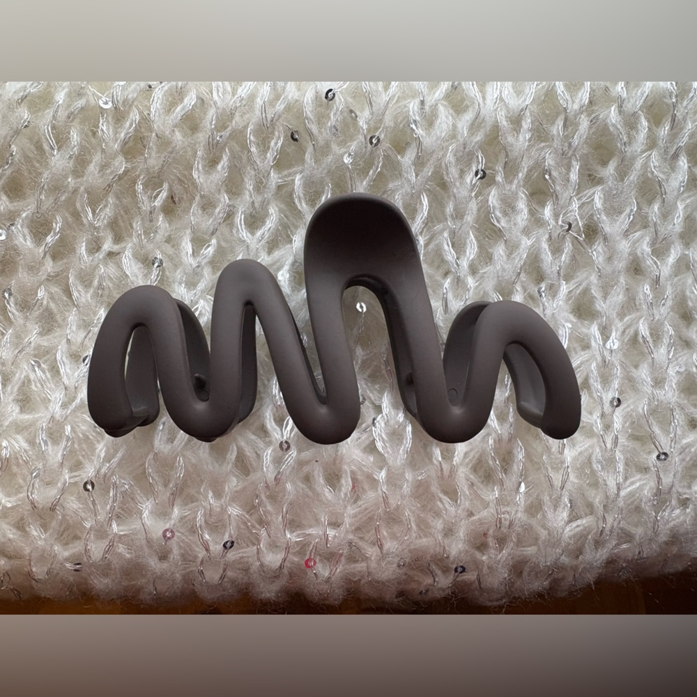 🎁 3for10 or FREE WITH PURCHASE Thick hair claw clip